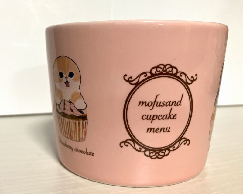 ファミリーマート「mofusand マグ＆白桃ゼリー」ピンクのマグカップ