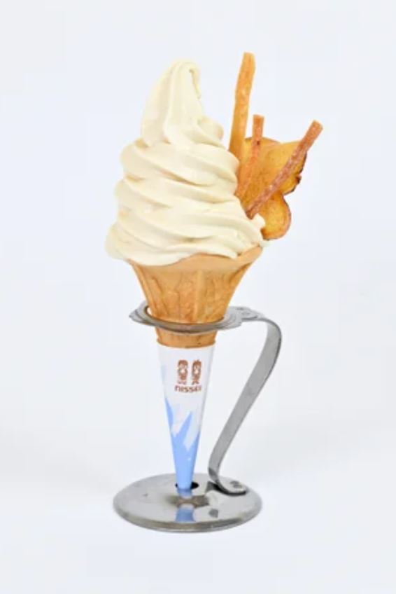芋國屋「焼き芋ソフトクリーム」400円