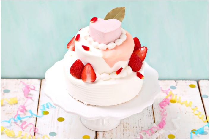 オールハーツカンパニー(ピネード)「夢の3段ケーキ Heartful～ハートフル～」4号4200円、5号5800円